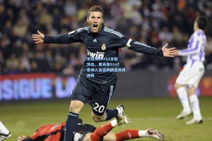 东契奇24+12全能演出，里夫斯31+7率湖人击退鹈鹕送其四连败