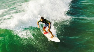 广州新星开季状态欠佳 男篮伤病潮下仍无缘名单引关注