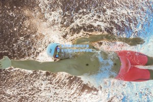 电竞世界杯震撼开赛 全球顶尖战队争夺荣耀