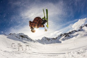 国际米兰再遭重创，欧冠连败敲响警钟